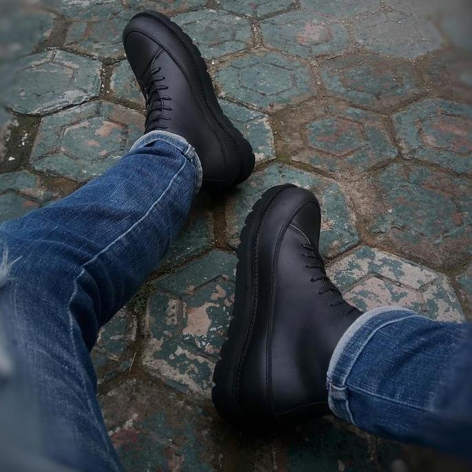 Lewis Full Black - Sepatu Sneaker Boots Kulit Sapi Asli