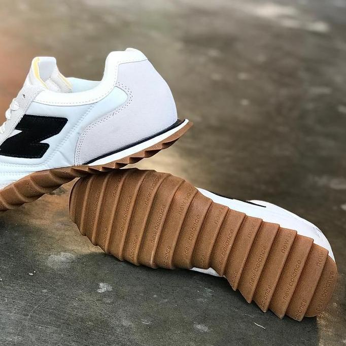 New Balance Classic Unisex RC30 Bee Grey White Black Gum Orinal