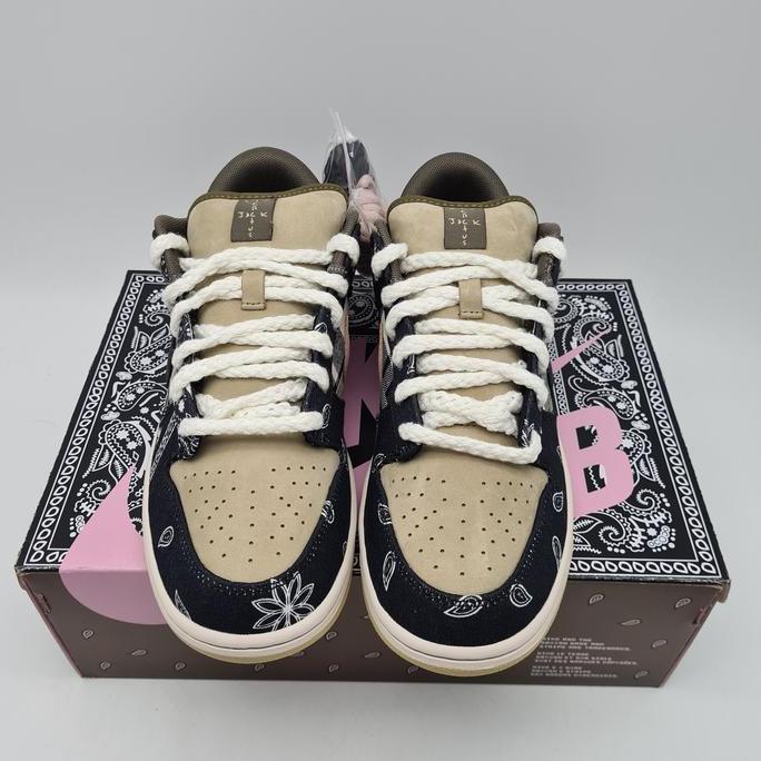 SB Dunk Low Travis Scott Cactus Jack [Hypeware]