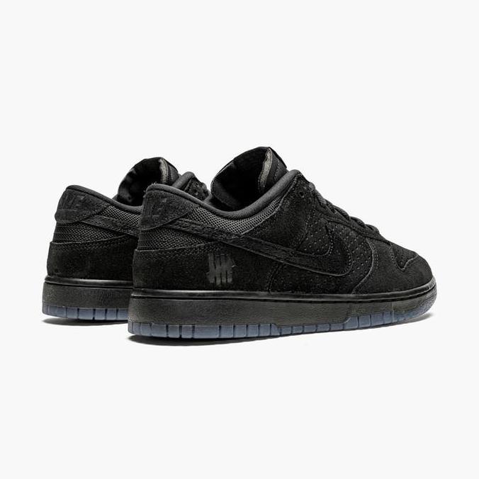 Nike Dunk Low x Undefeated Triple Black BNIB Orinal