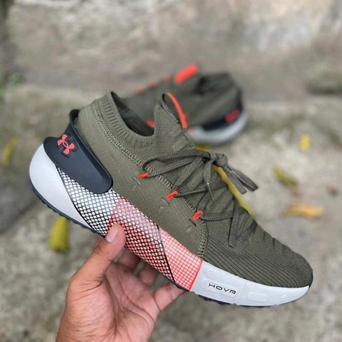 UA phantom 3 Oliver green