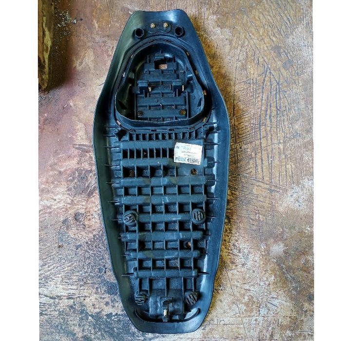 Jok Revo Absolute Roadrace - Jok Honda Revo Absolute Roadrace - Jok Motor Revo Absolute Tinggal Pasa