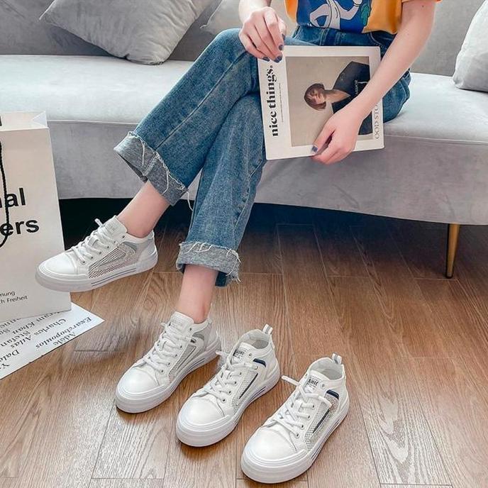 Sepatu Wanita Fashion Korea Y273 / Sepatu Putih Cewek Olahraga Santai