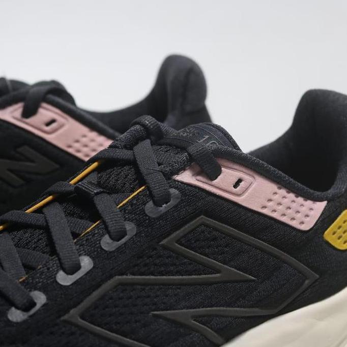 Sepatu Running New Balance Fresh Foam X 1080 V13 Women W1080H13