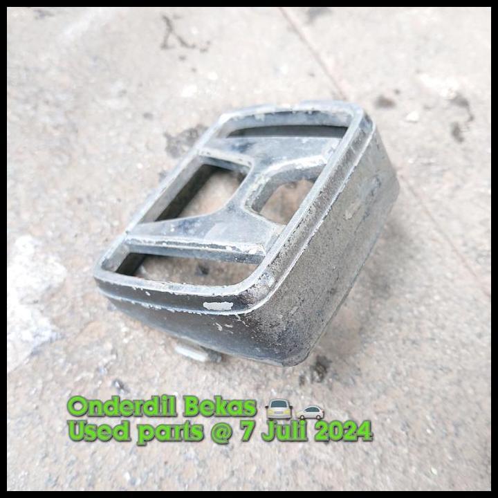 TERBARU EMBLEM GRILL HONDA ACCORD 83 SA5 