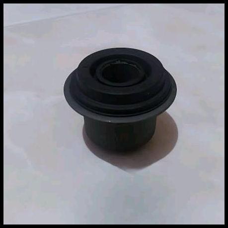 DISKON BUSHING ARM ATAS TOYOTA CROWN GS131