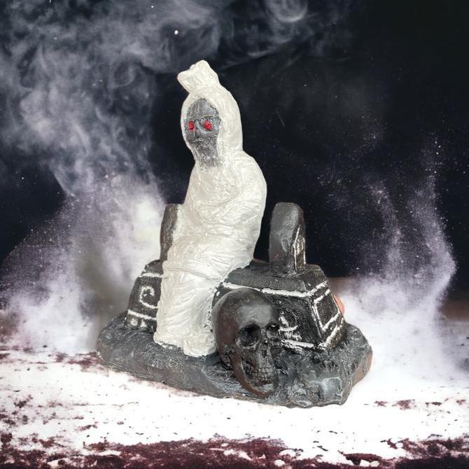 Patung Pocong Tengkorak Setan Hiasan Aquarium