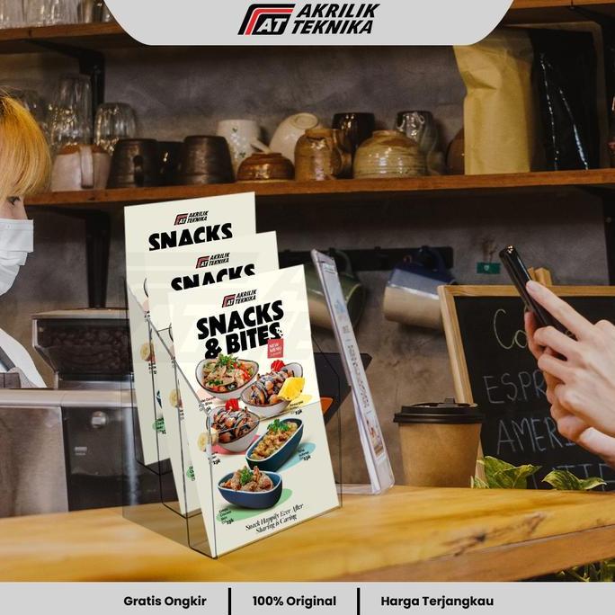 Organix- Rak Brosur Akrilik A5 3 Susun Tebal 2Mm | Display Brosur Meja