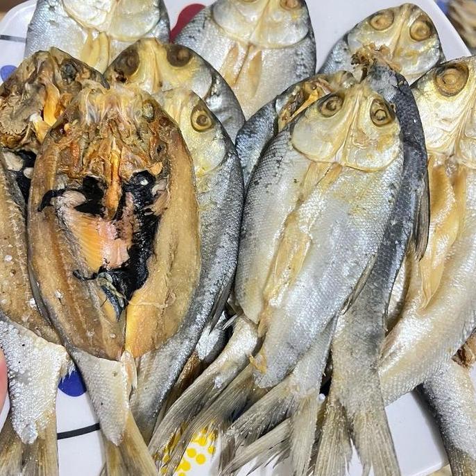 Wenakl- Bandeng Belah ( Ikan Asin ) Ikan Asin Gurih Asin Food Kering