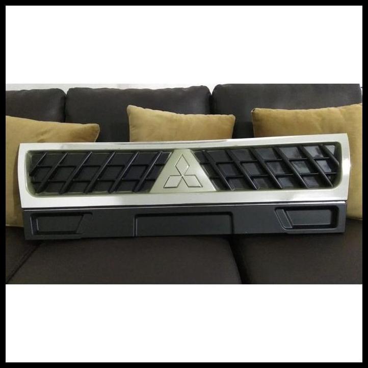 BEST DEAL GRILL DEPAN TENGAH / FRONT GRILL MITSUBISHI L300 MODEL CHROME 