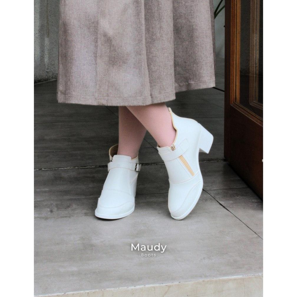 CUCI GUDANG [READY STOCK] ONE LOVE MAUDY - SEPATU BOOTS WANITA