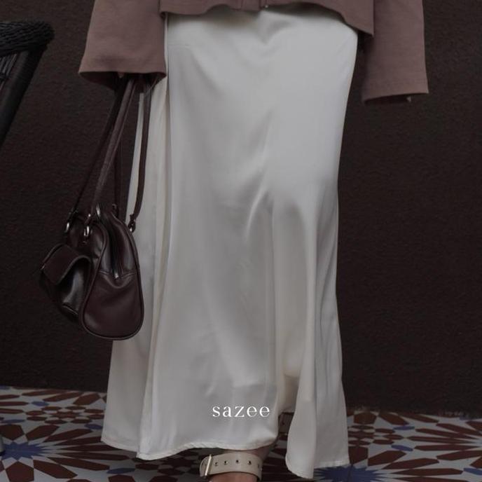 SAZEE - Lana Satin Skirt | Maxi Satin Silk Skirt | Rok Satin Premium | Rok A-Satin Silk