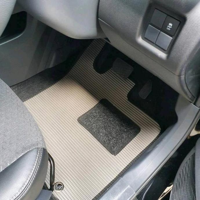 Karpet Daihatsu Rocky