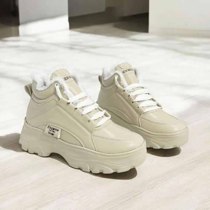 Awet Macati Sepatu Sekolah Boot Wanita Ala Korea Sepatu Boot Wanita Korean Style Hits/Sepatu Boot Ce