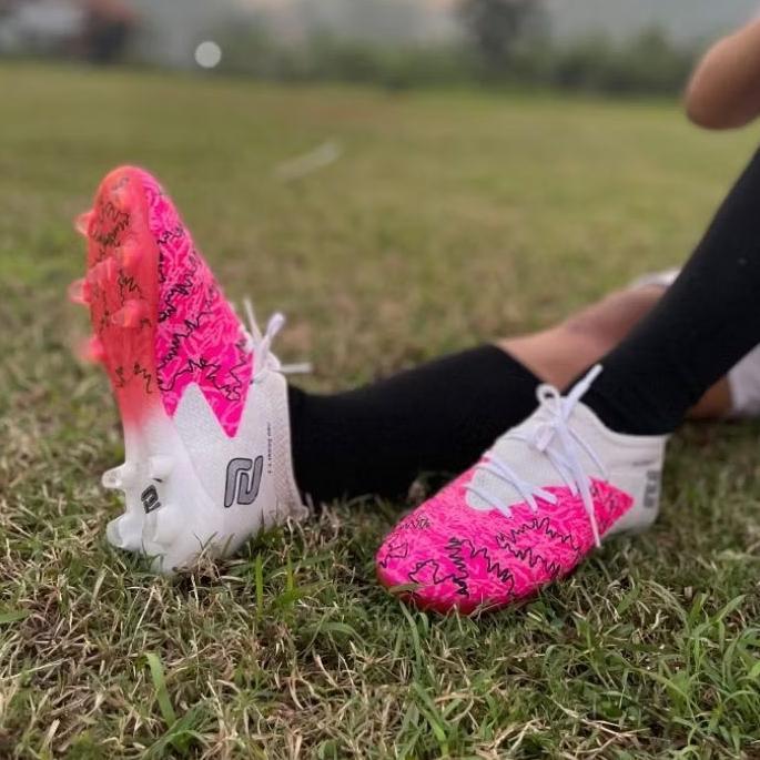 hot deals erzuma - sepatu bola erzuma original neo boost python free kaos kaki & sticker