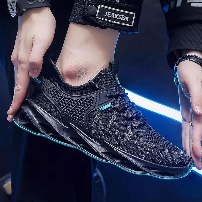 Lansungkirim- Bambam Free Box Lv0440 Sepatu Sneakers Sepatu Sport Pria