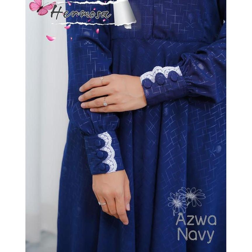 [Gamis hermosa]Gamis hermosa bahan wolfis embos motif azwa navy-gamis biru dongker-gamis lebaran Mus