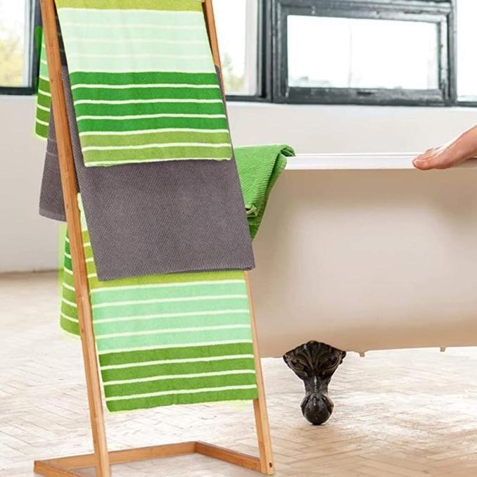 Rak Handuk Tangga Kayu Modern Minimalis / Stand Hanger Aeshtetic