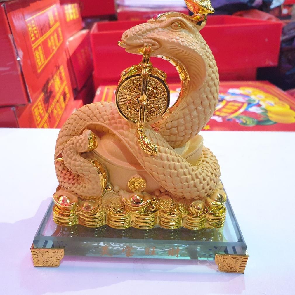 Patung Ular Kobra Rejeki Shio Emas Gold 15 Cm Kaca Resin Pajangan Meja