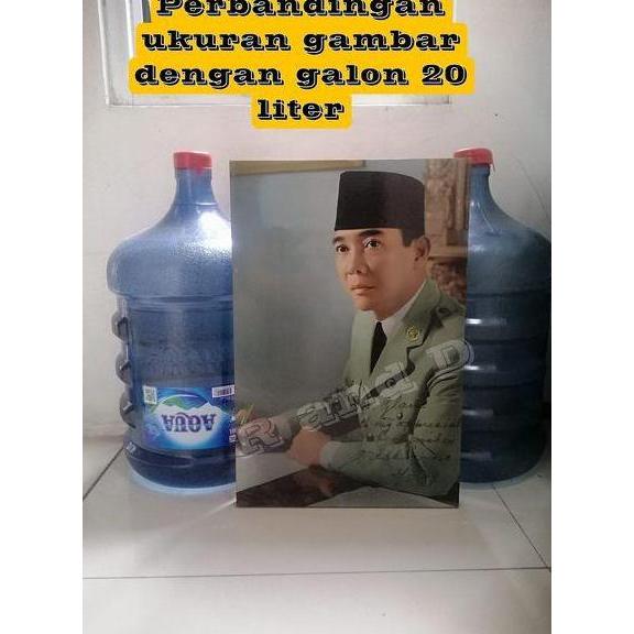 ready Cetak foto bingkai media kayu ukuran besar 47x31 | Foto custom editing animasi | Hiasan dindin