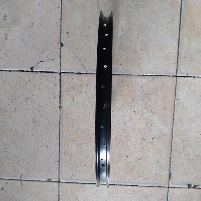 velg/rims sepeda 20 genio alloy hitam 36H