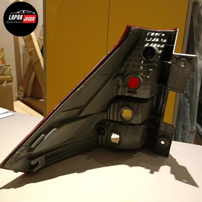 stoplamp lampu belakang kanan CRV gen4 TOA 2012 2014 bekas ori