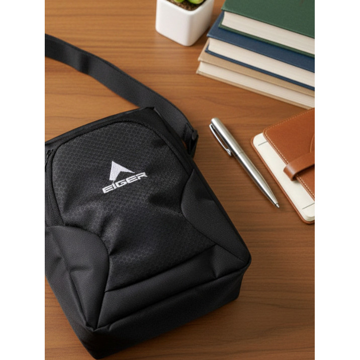 Tas Selempang Eiger1989 TRAVEL POUCH 2F - Hitam - 7store