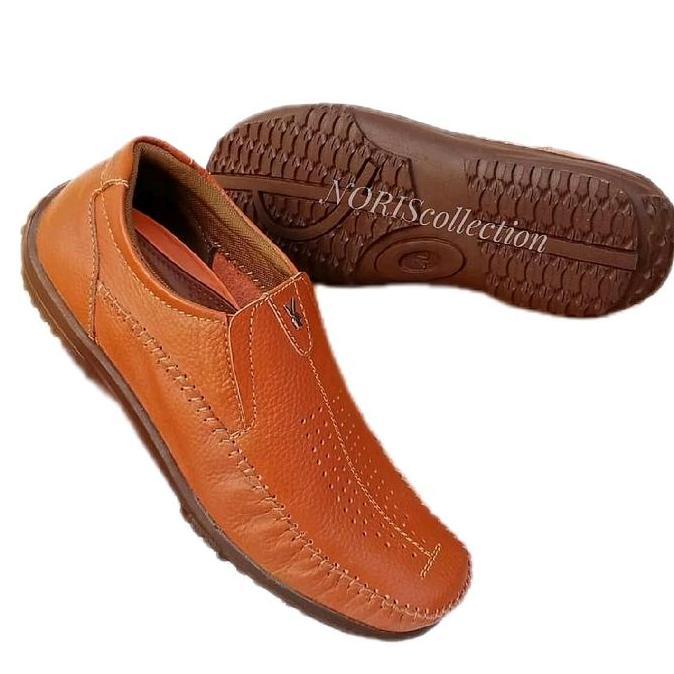 DS96 - Sepatu Santai Pria Kulit Asli Sepatu Casual Pria Kulit asli Coklat Hitam Flat Shoes