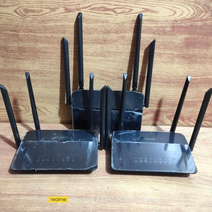 DLINK DIR-822 AC1200 Dual-Band Wireless Router D-Link berkualitas