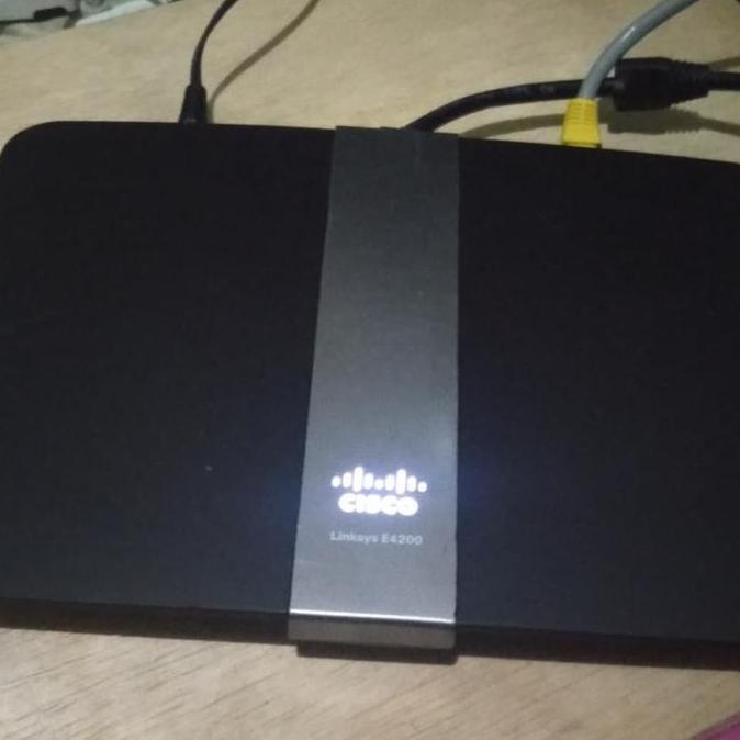 Linksys E4200