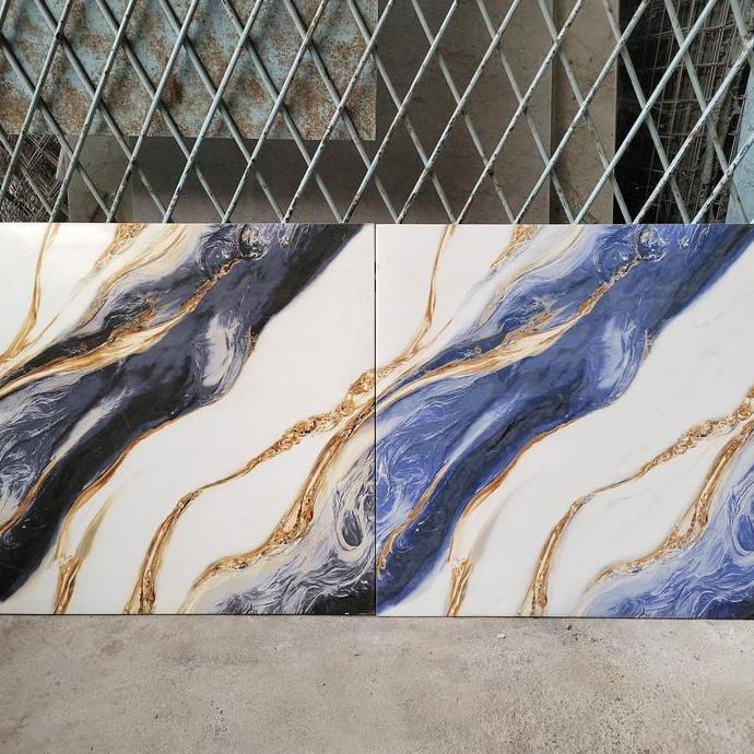 KERAMIK LANTAI 50X50 GLOSSY MOTIF MARMER SALUR-KERAMIK RUANGAN murah