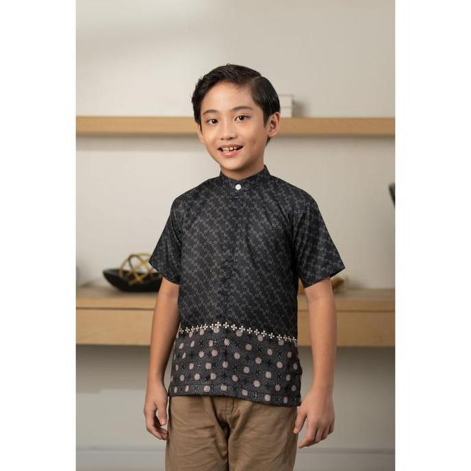 Klamby - Siara Shirt Boy Aurora Black Termurah