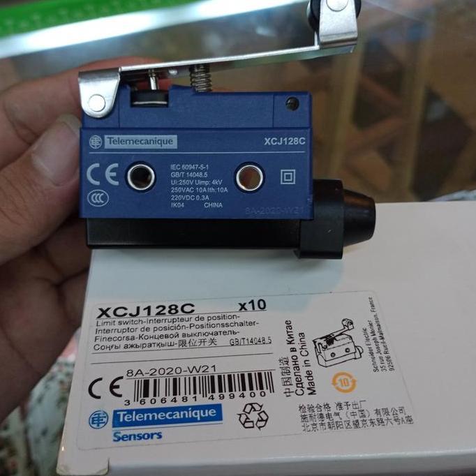 Limit Switch Schneider Xcj-128C New Stok