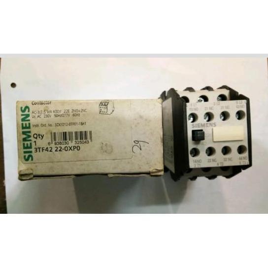 Contactor / Kontaktor Tipe 3Tf42-22 220V Merk Siemens New Stok
