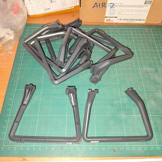 Landing Kaki SJRC F7S F7 Drone