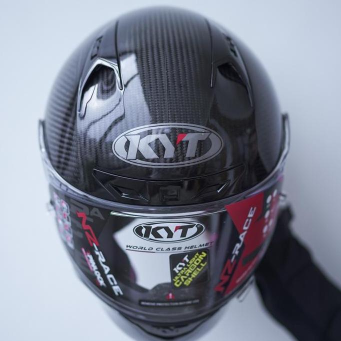 KYT Nz Race Carbon Black