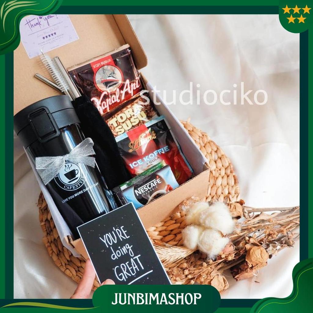 Hampers Cowok / Kado Ulang Tahun Cowok Cewek / Hampers Gift Box Wisuda Ulang Tahun Anniversary / Gif