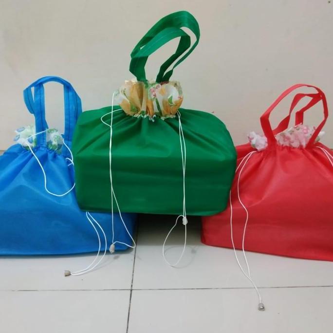 Tas Serut Hajatan Ukuran 20x20 isi 12pcs