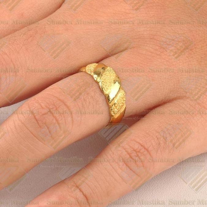 Cincin Kawin emas Model Keong Doff 24 k