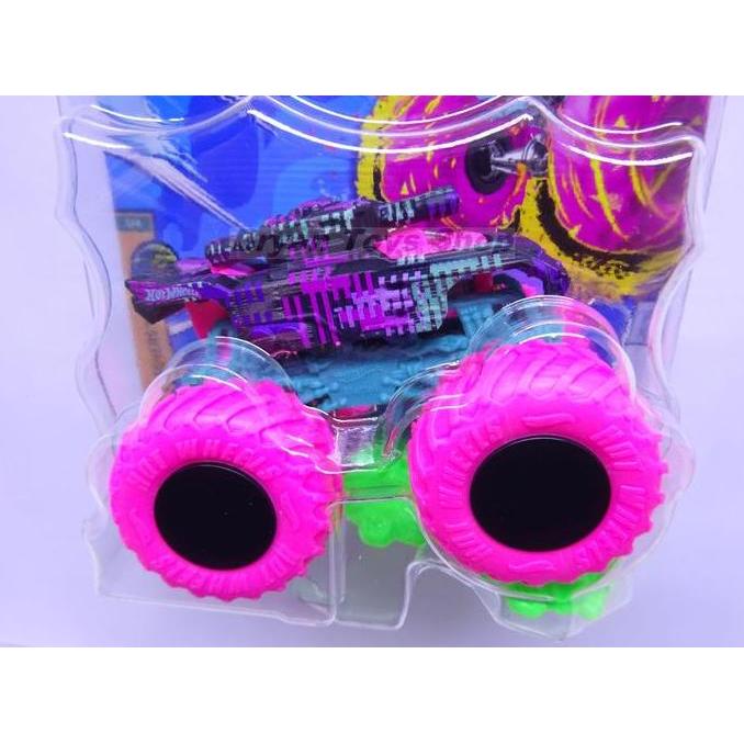 Promo Hot Wheels Monster Trucks Invader Pink Diskon
