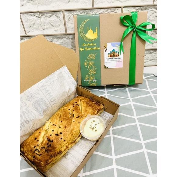 Hampers Ramadhan Idul Fitri Picnic roll salmon En croute