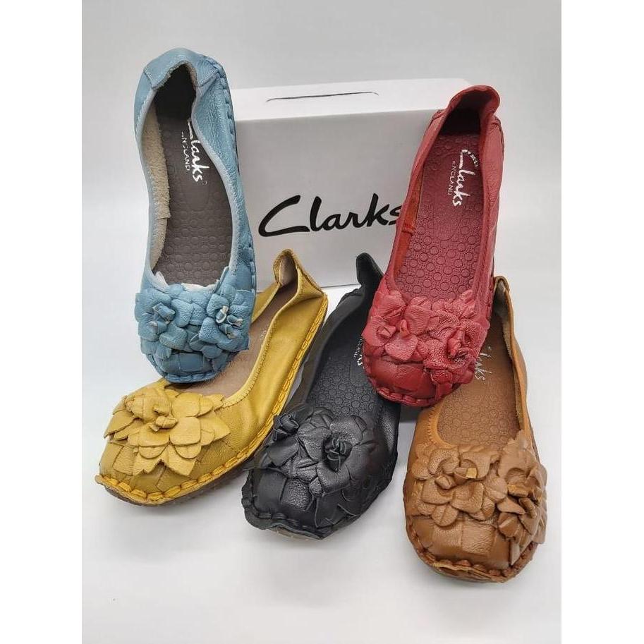 DV242 >> Clarks Hydrangea Genuine Leather Women's Flat Shoes