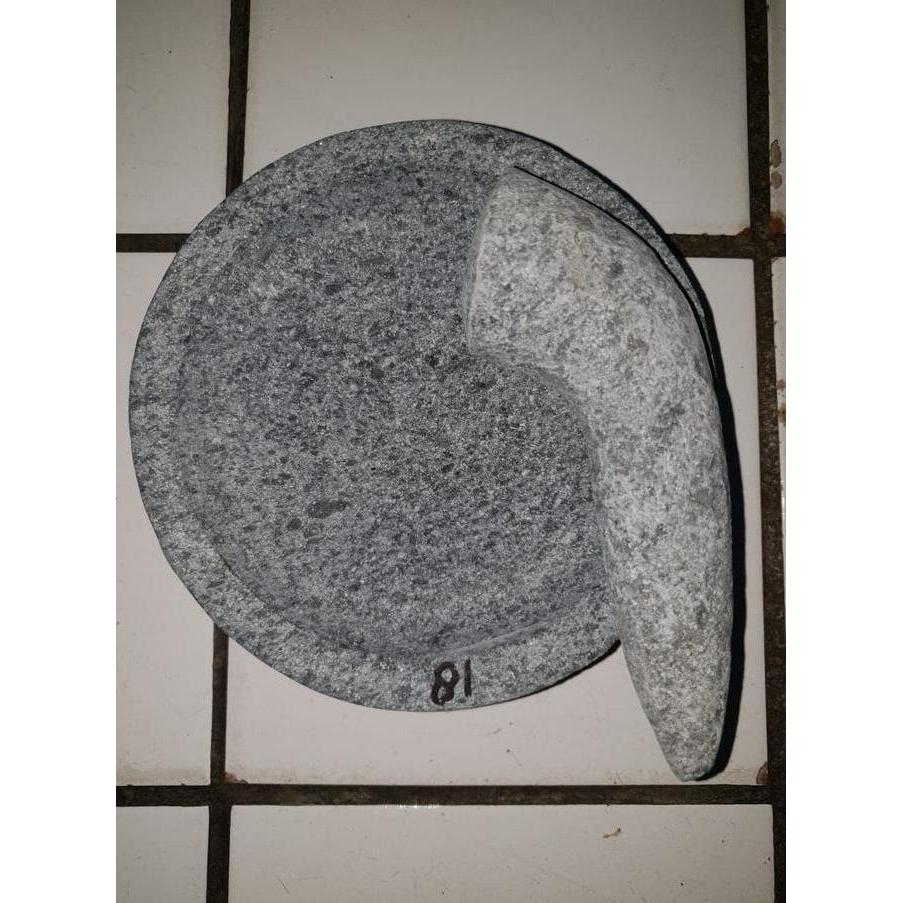 Coet / Cobek Batu Gunung Asli 18 Cm Bubut + Ulekan 1 Set 18Cm