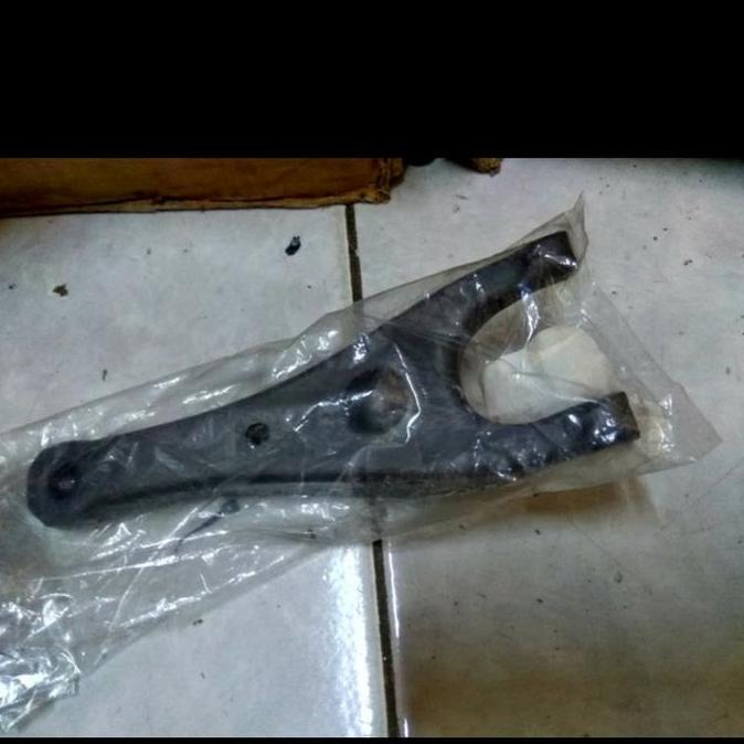 Garpu Kopling Escudo 1.6 Asli Restock