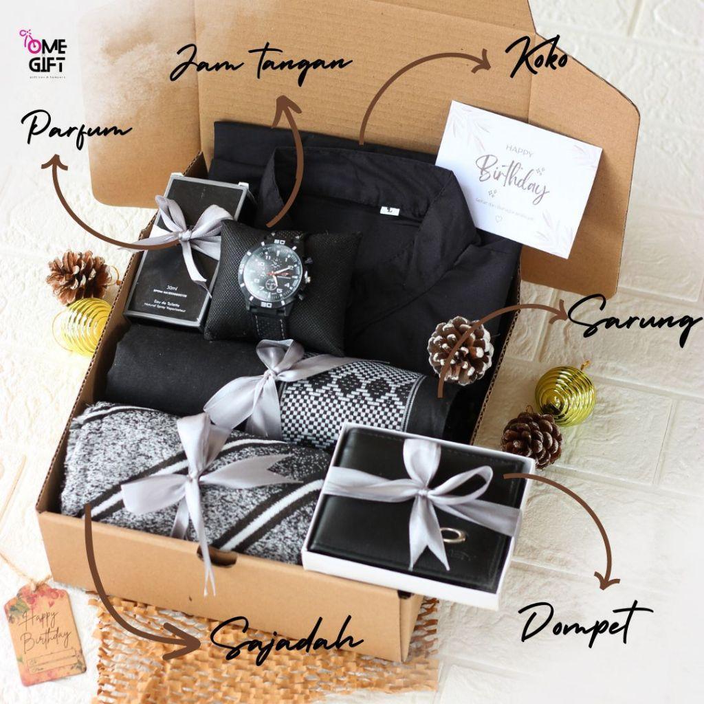 [Bisa Cod] Gift Box Cowok Muslim Hampers Box Sarung Sajadah Koko Jam Tangan Dompet Parffum Premium M
