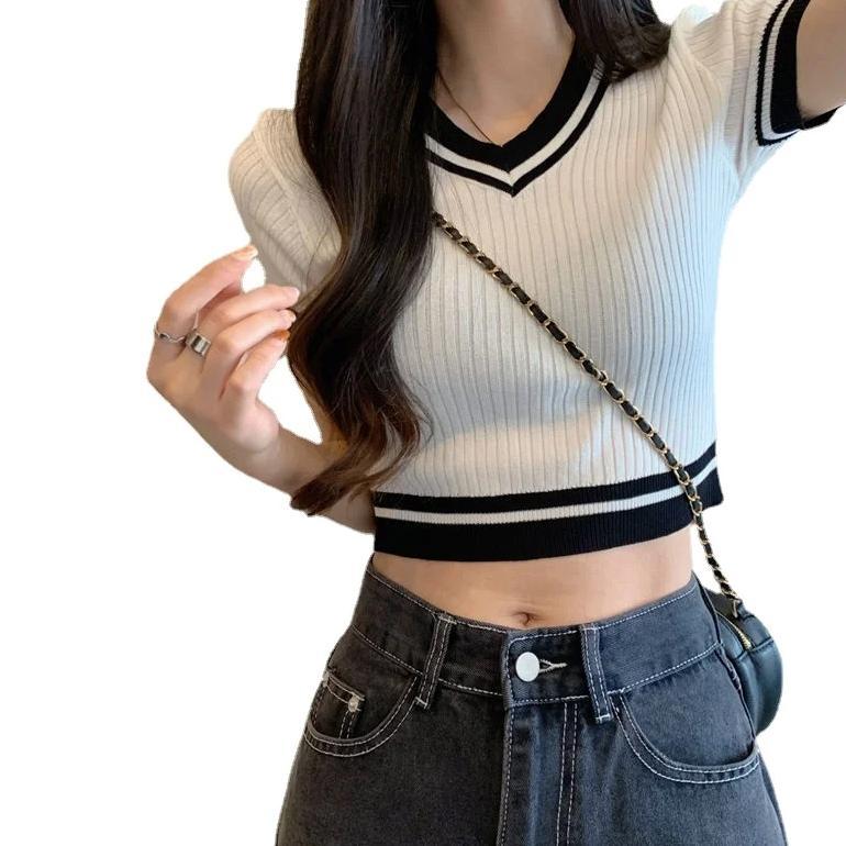 HOT DEALS DALLAS CROP TOP V NECK RIBLE / Atasan Wanita Trendy / Baju Crop V Neck Terbaru