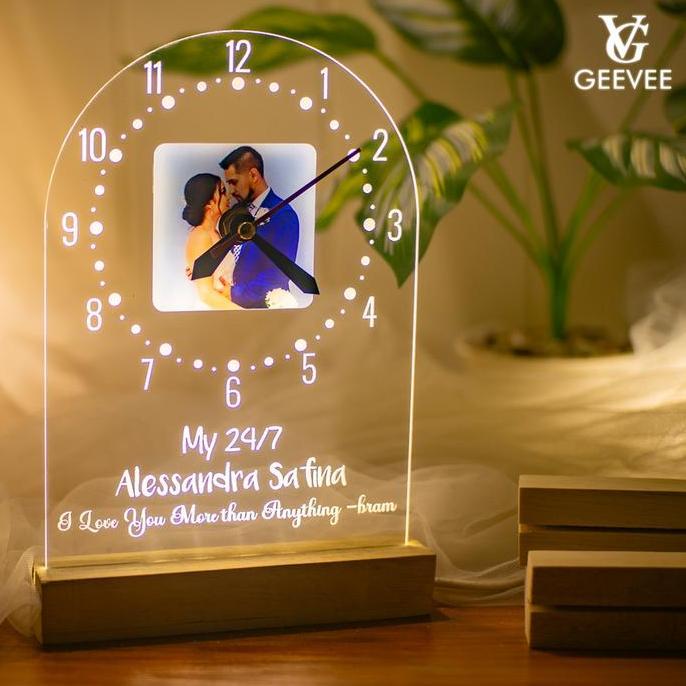 GEEVEE Jam Meja Akrilik Custom Foto LED Transparan - Kado Ulang Tahun Pacar Anniversary Pasangan - H