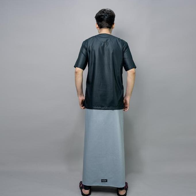 BELI KATSAE - Sarung Pria Dewasa motif sarung polos Abu - Abu / sarung sholat pria / sarung laki lak