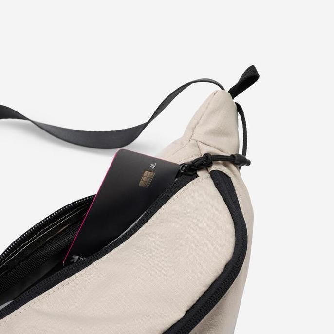 Grosir Decathlon Forclaz Tas Pinggang Multifungsi 2L Krem - 8917243