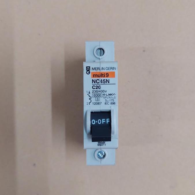 Merlin Gerin Multi9 MCB NC45N 1P 20A 6kA